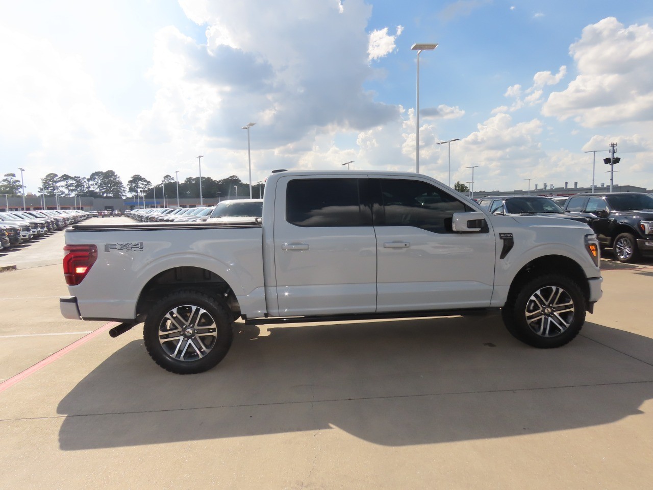 2024 Ford F-150 photo 8 of 31