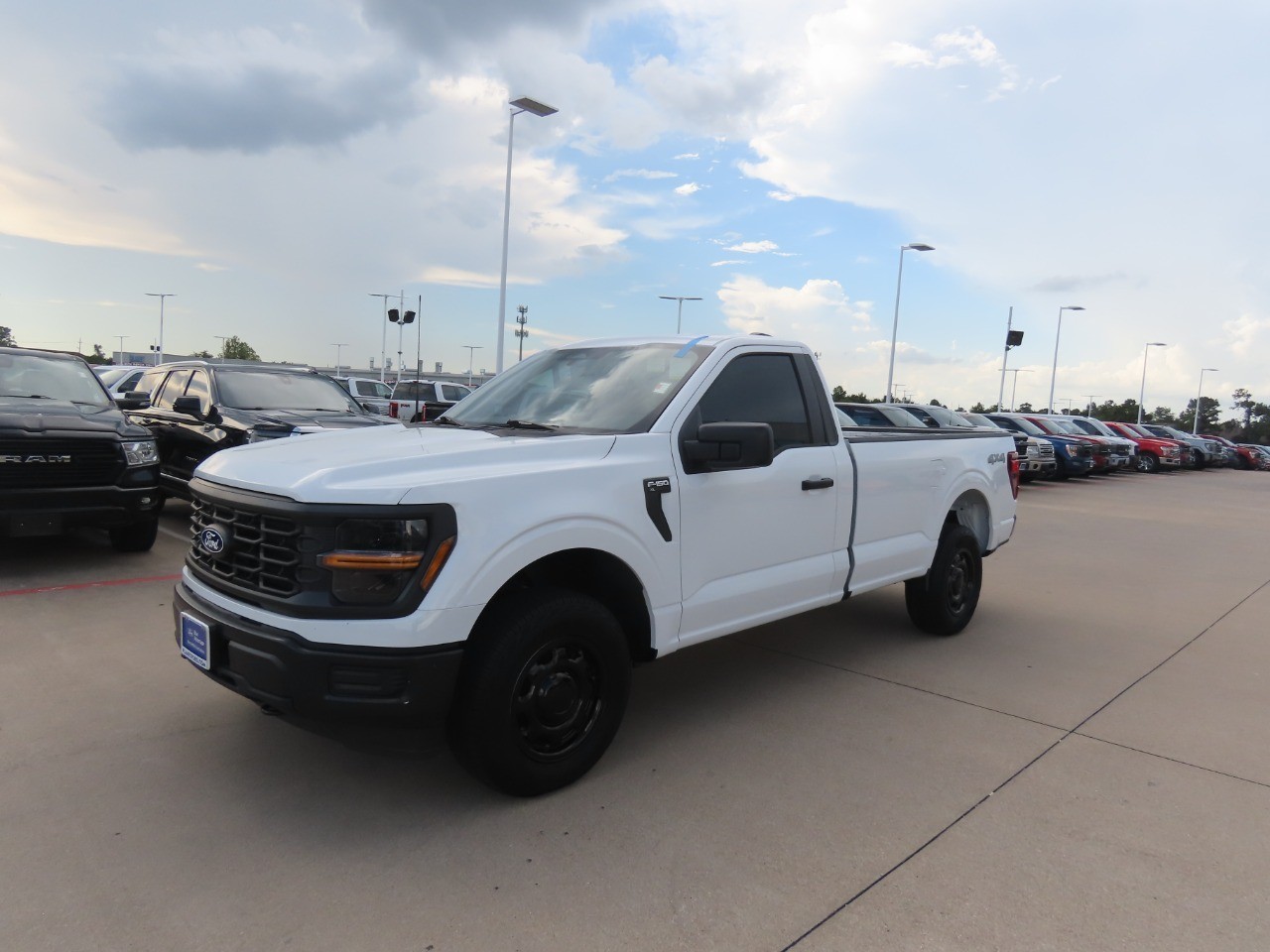 2024 Ford F-150 photo 2 of 25