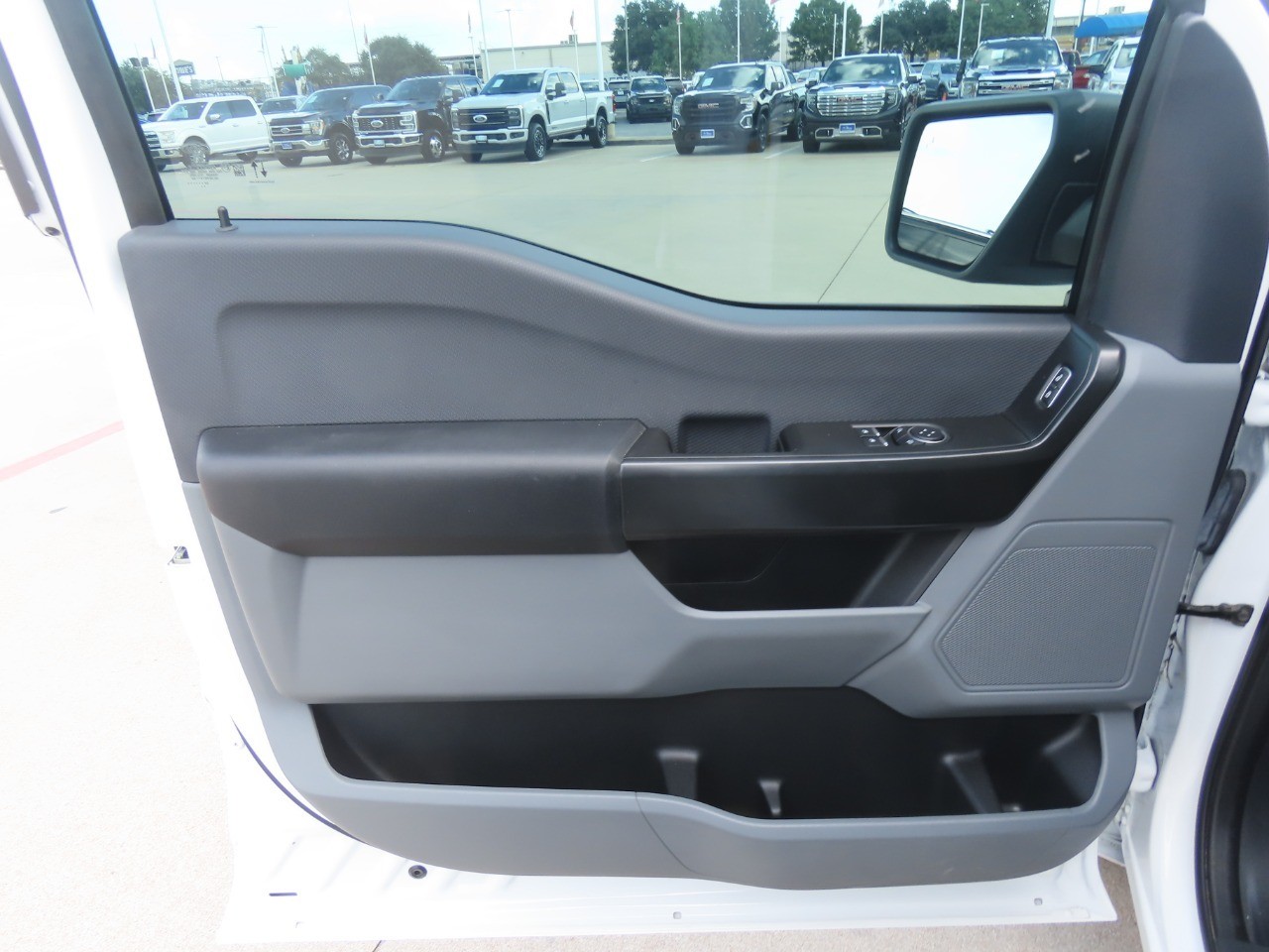 2024 Ford F-150 photo 16 of 25