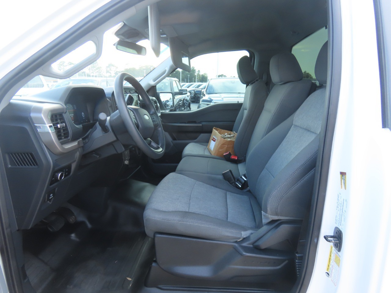 2024 Ford F-150 photo 17 of 25