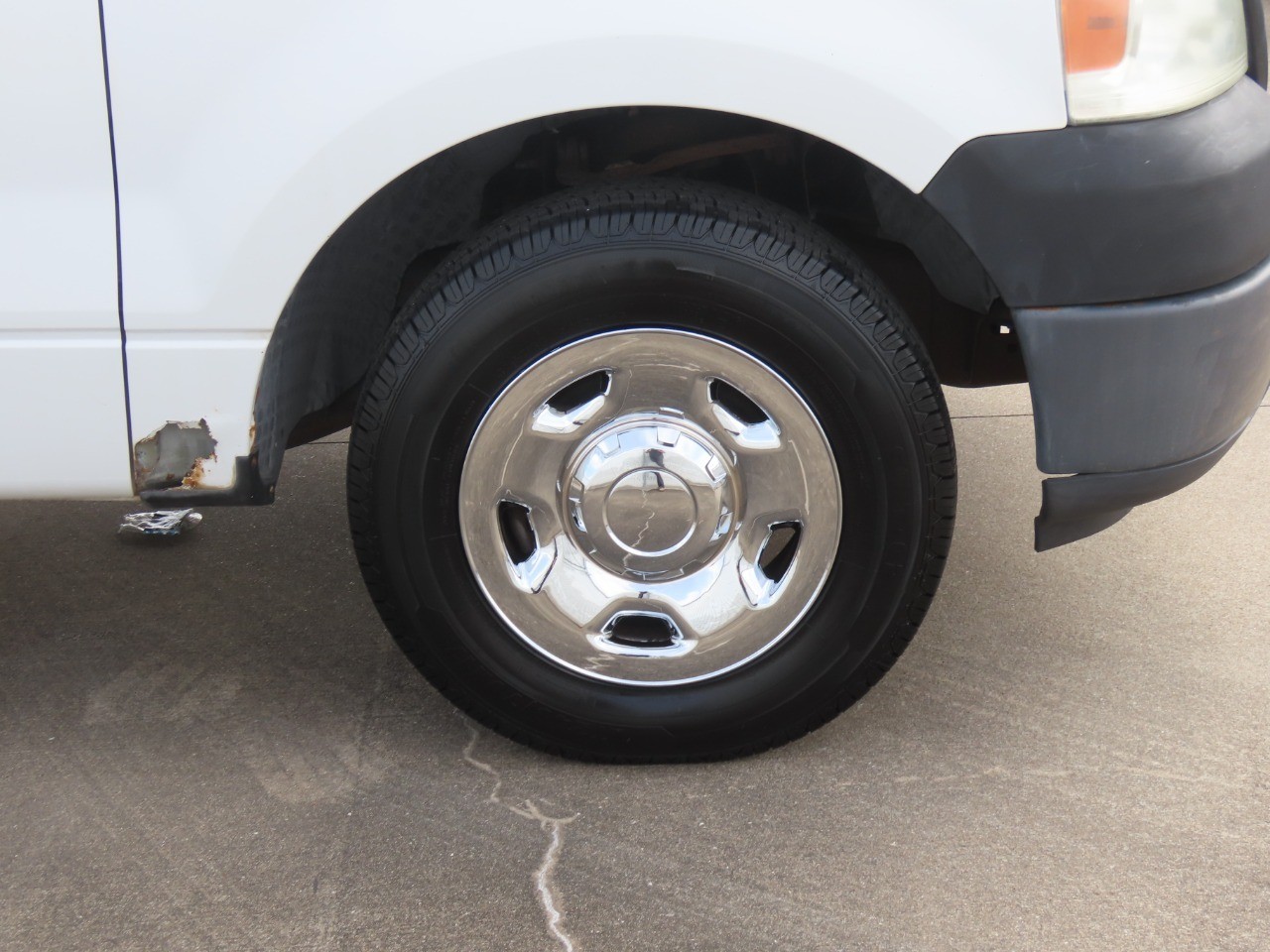 2006 Ford F-150 XL - 8