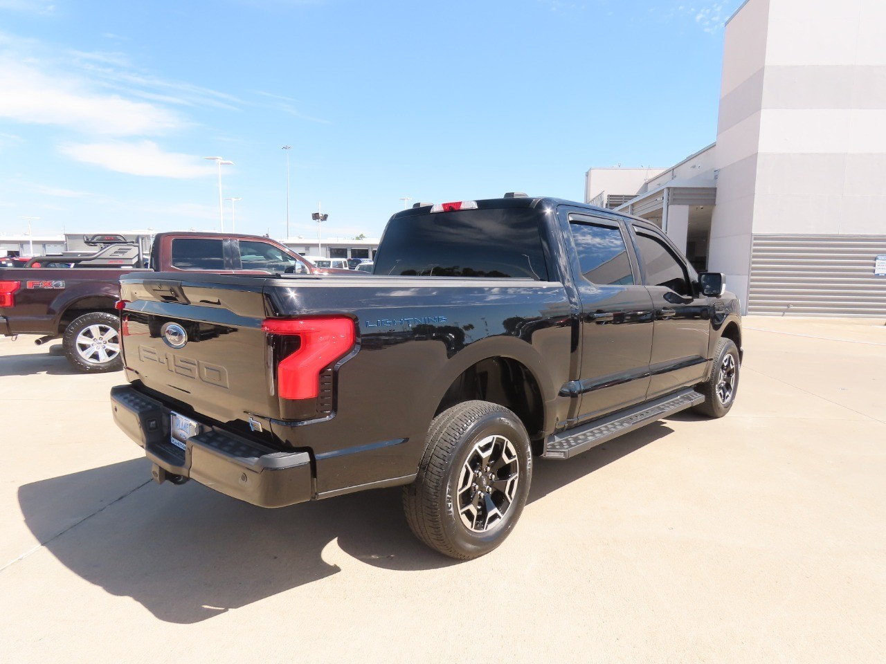 2023 Ford F-150 Lightning photo 13 of 35