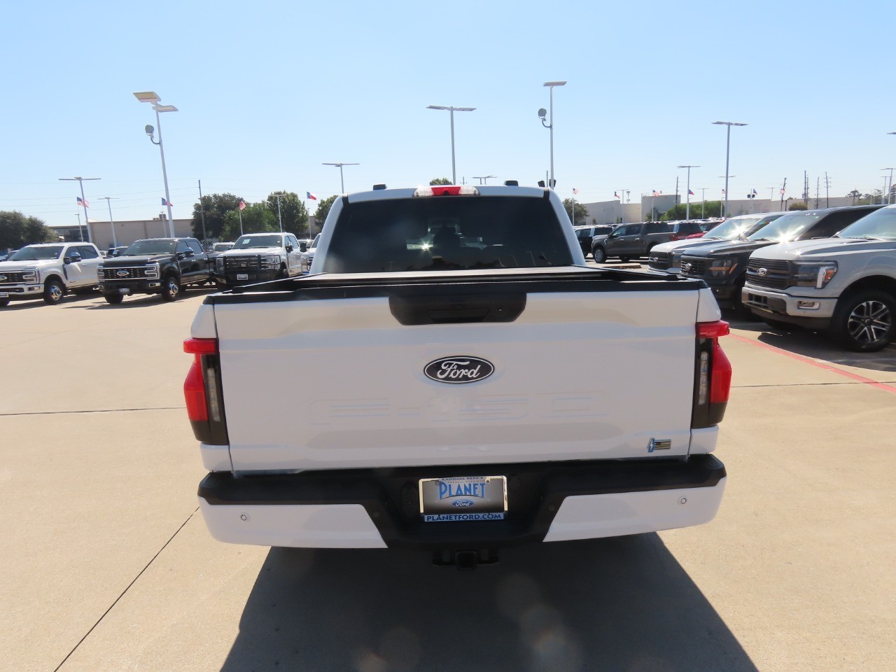 2024 Ford F-150 Lightning photo 14 of 34
