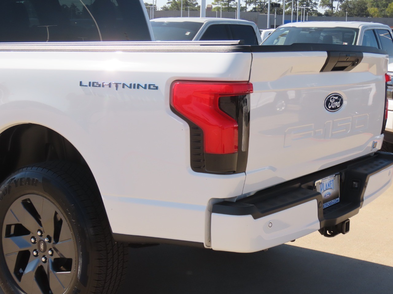 2024 Ford F-150 Lightning photo 16 of 34