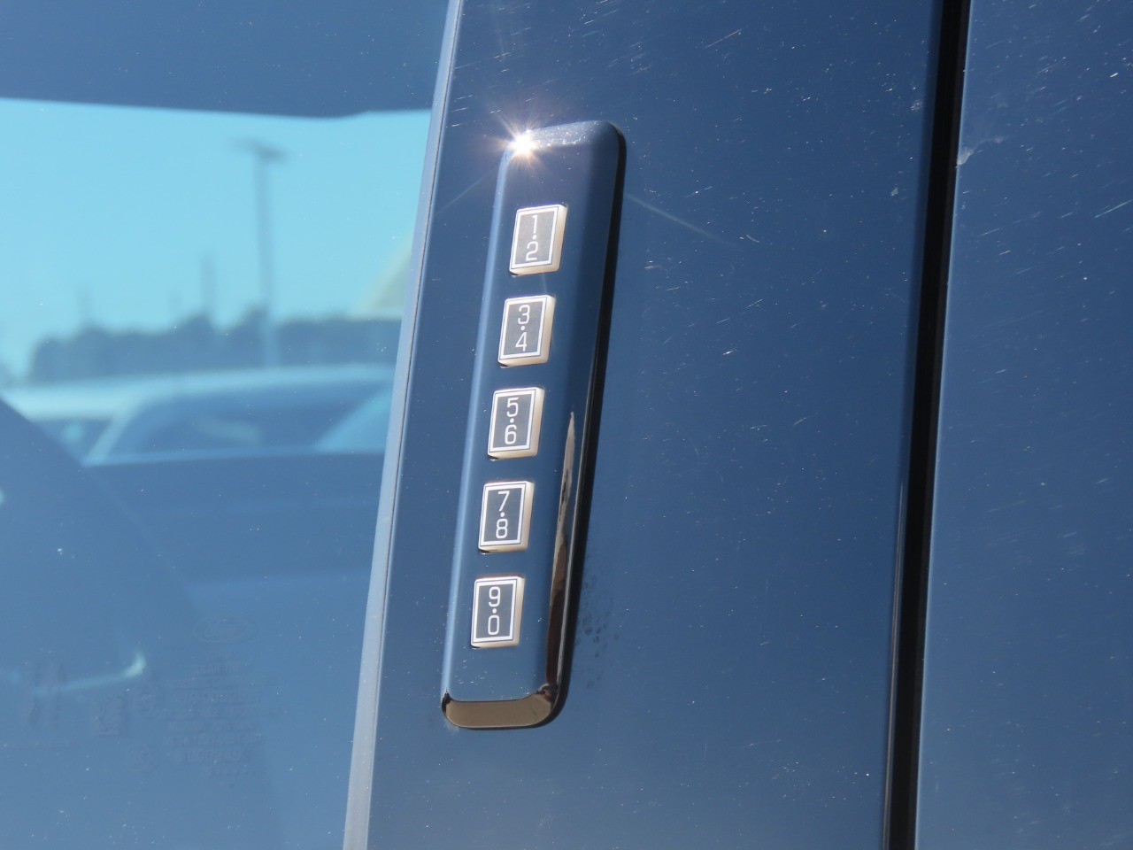 2024 Ford F-150 Lightning photo 20 of 34