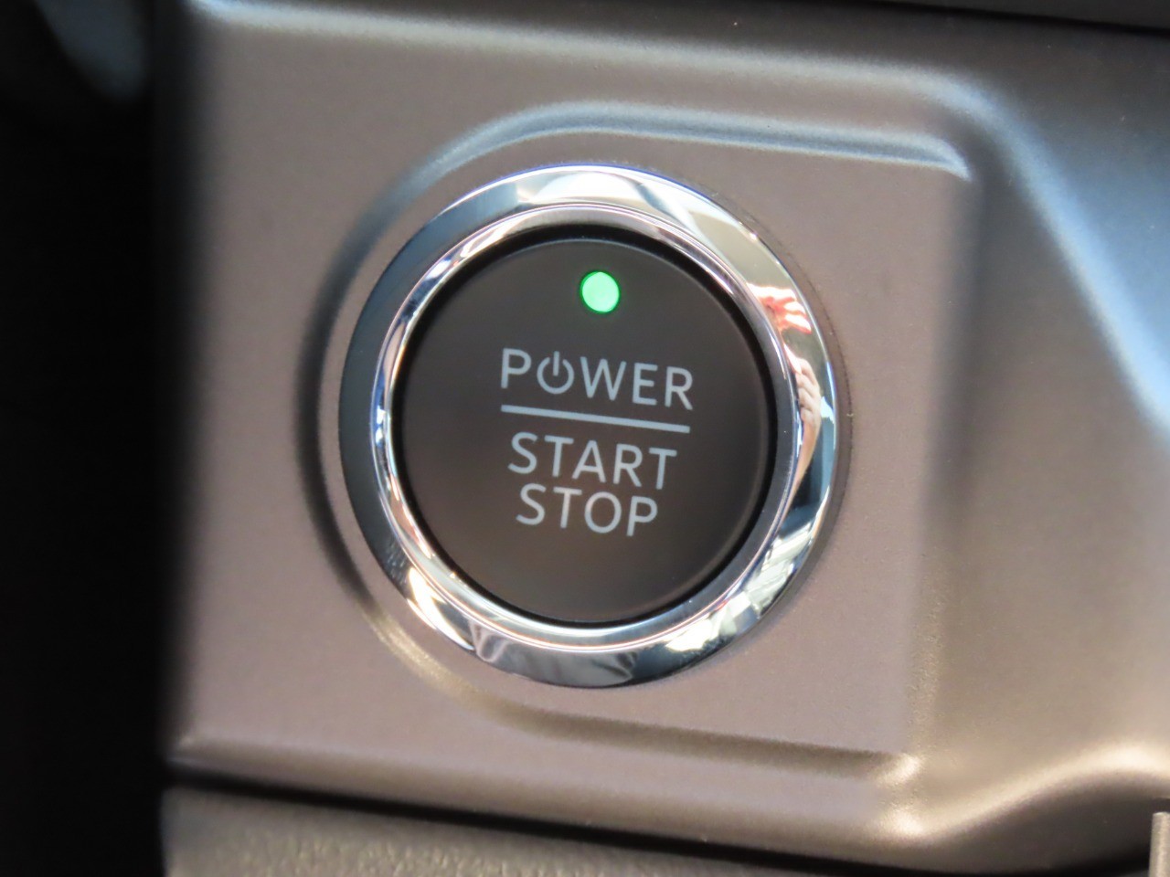 2024 Ford F-150 Lightning photo 31 of 34