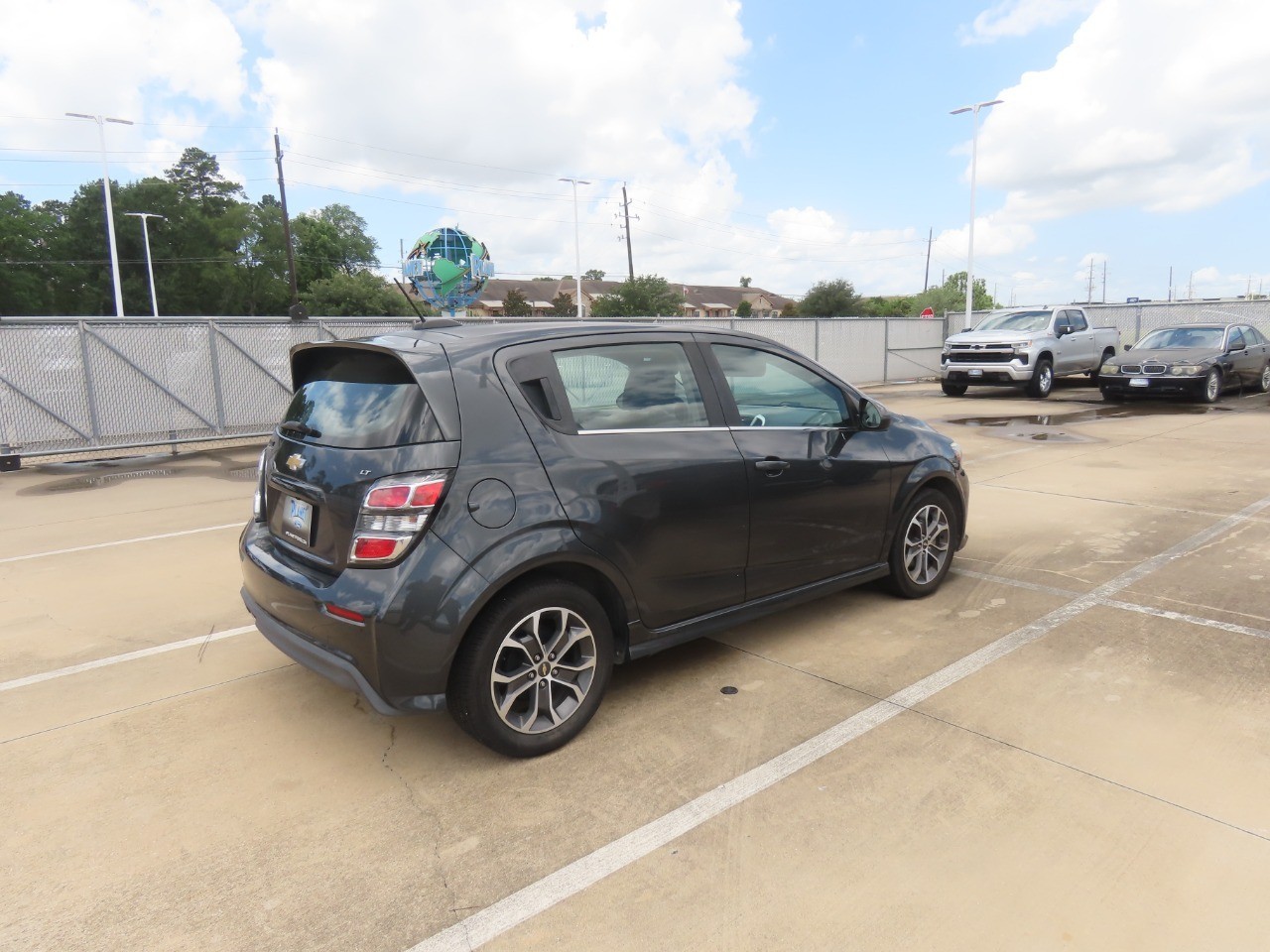 2017 Chevrolet Sonic LT - 10