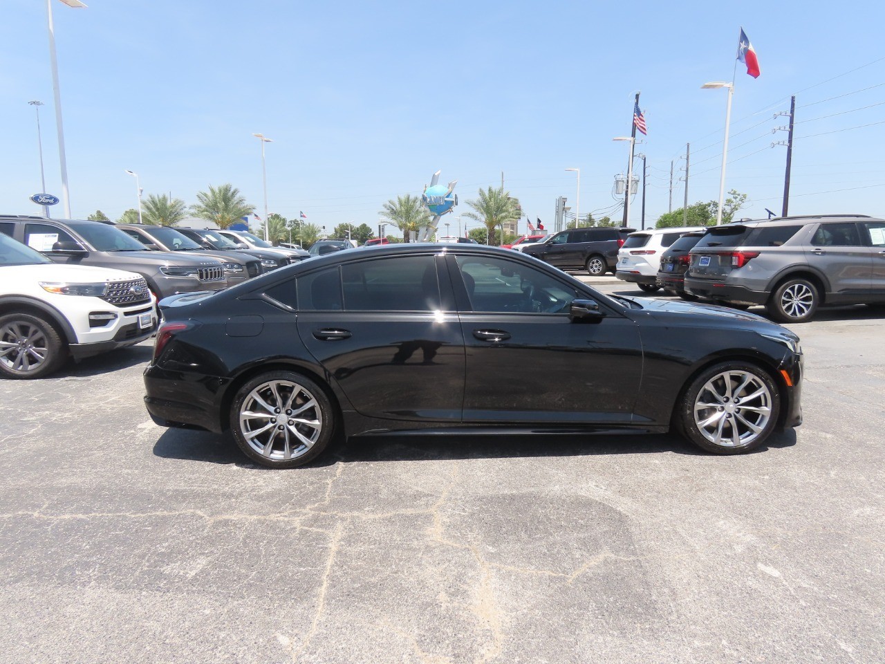 2023 Cadillac CT5-V - 9