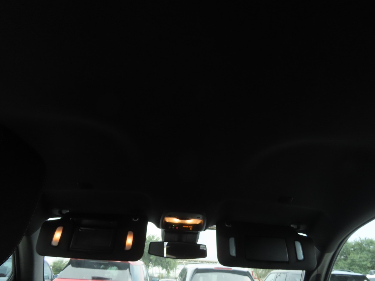 2024 Chevrolet Colorado photo 22 of 32