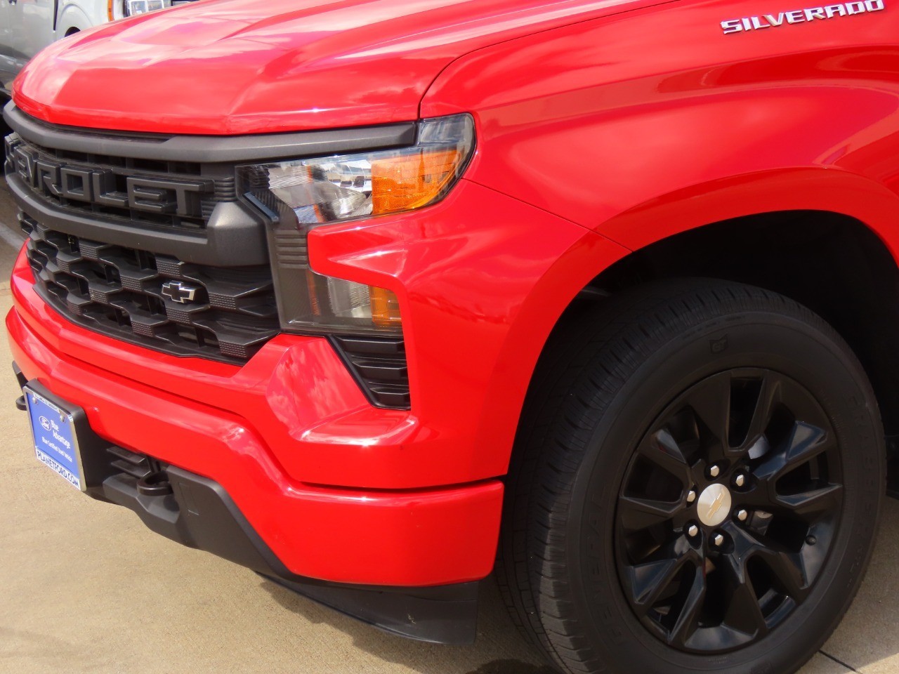 2022 Chevrolet Silverado 1500 Custom - 2