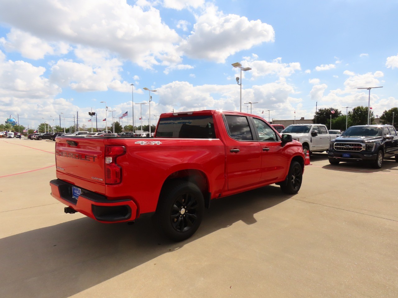 2022 Chevrolet Silverado 1500 Custom - 8