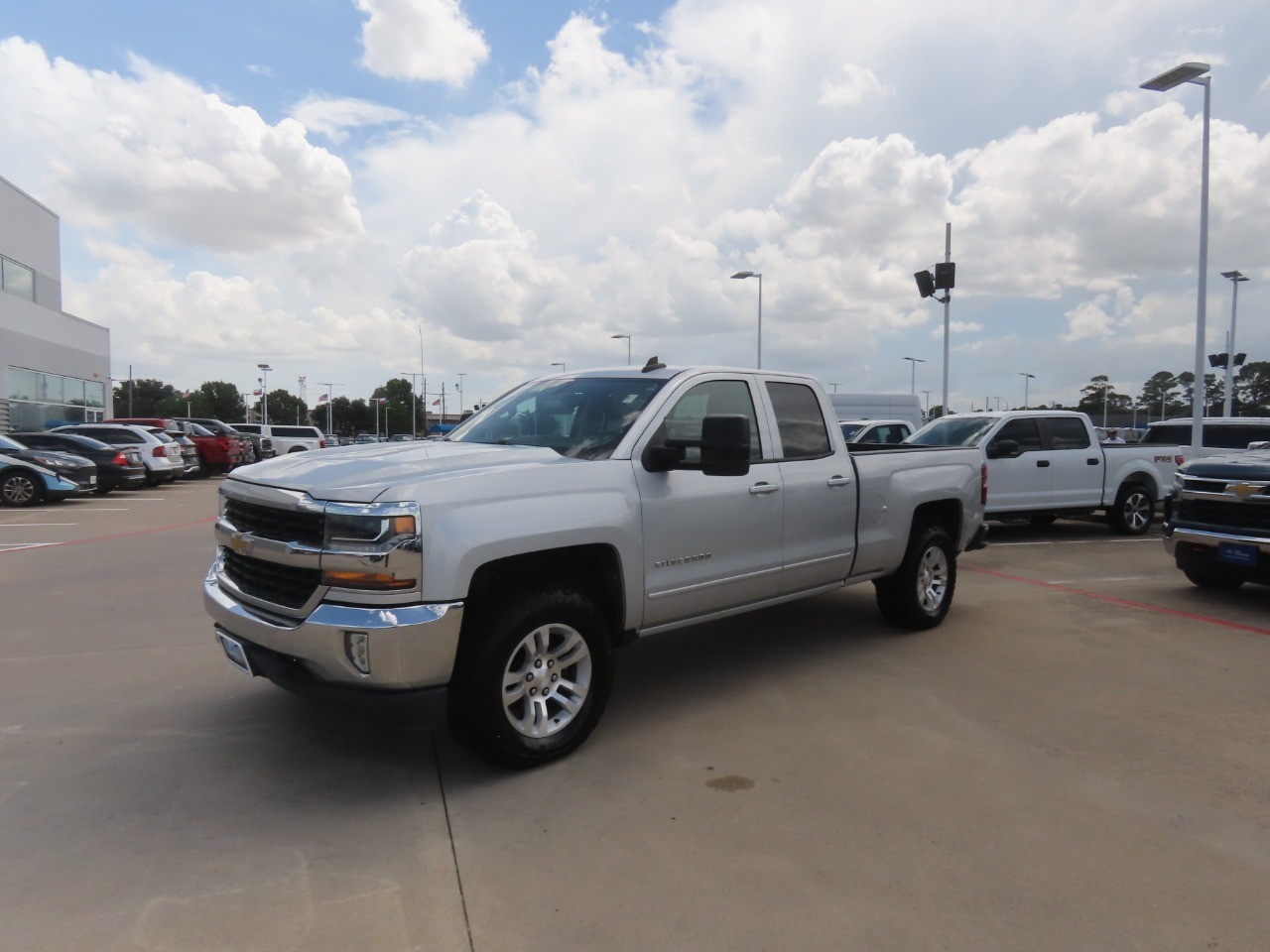 2017 Chevrolet Silverado 1500 LT - 1
