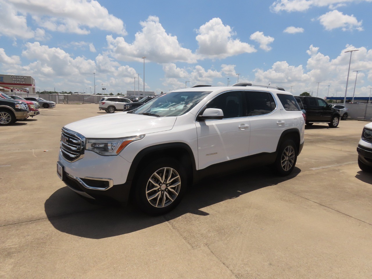 2019 GMC Acadia SLE - 0