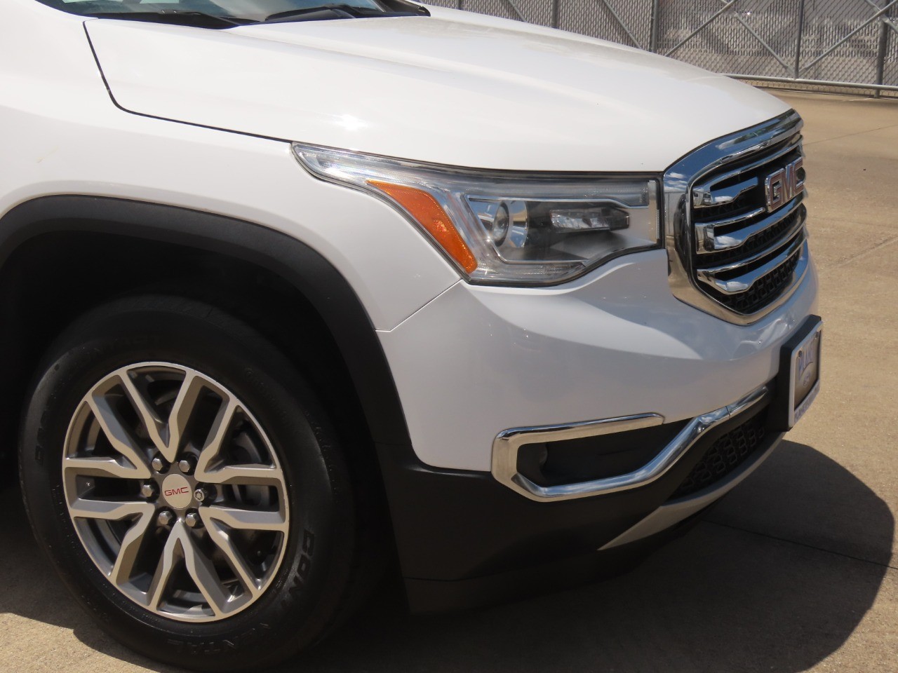 2019 GMC Acadia SLE - 4