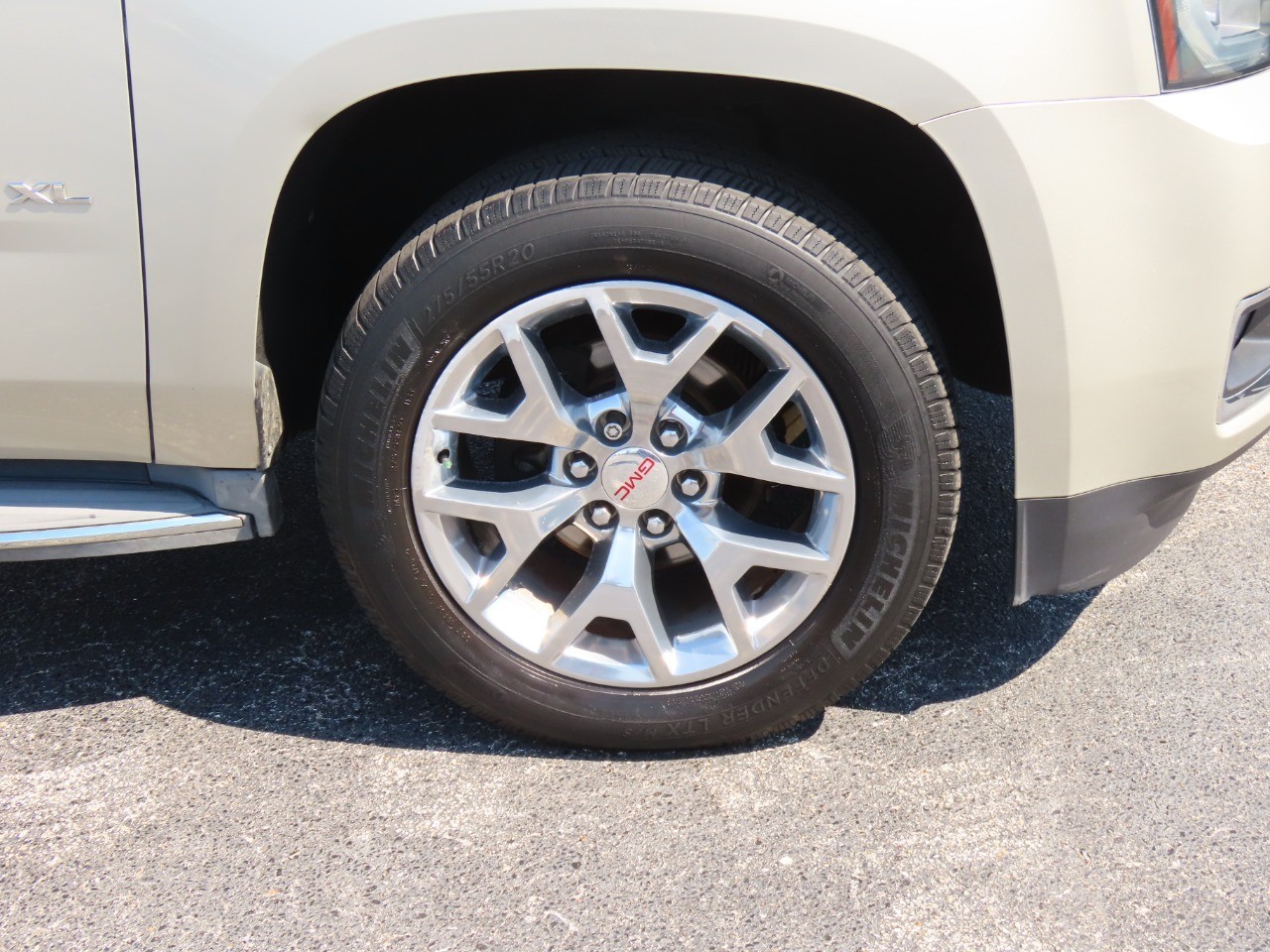 2015 GMC Yukon XL SLT - 8