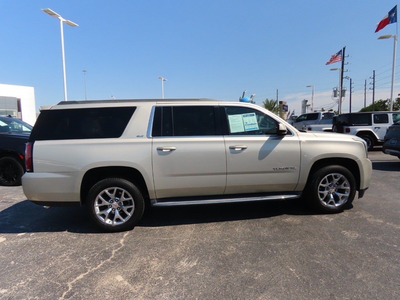 2015 GMC Yukon XL SLT - 9