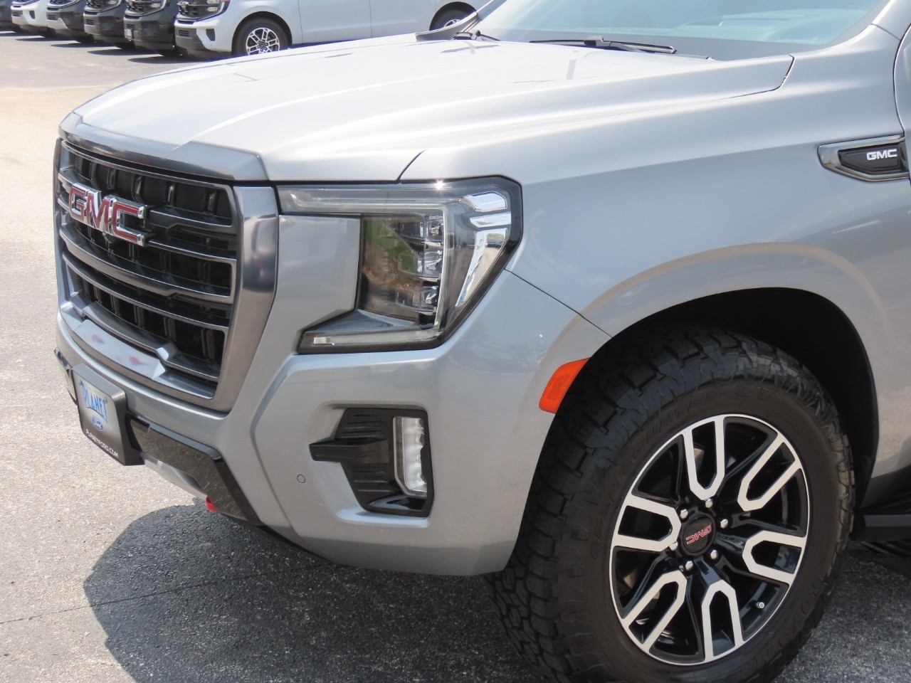 2024 GMC Yukon AT4 - 2