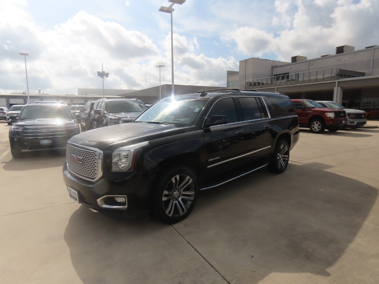 used 2017 GMC Yukon XL car, priced at $11,999