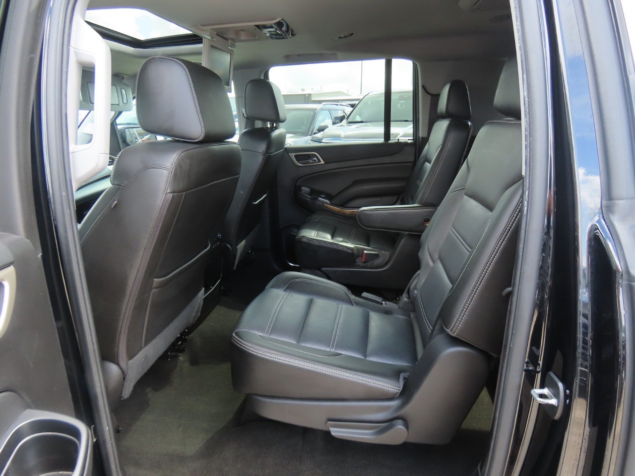 used 2017 GMC Yukon XL car, priced at $11,999