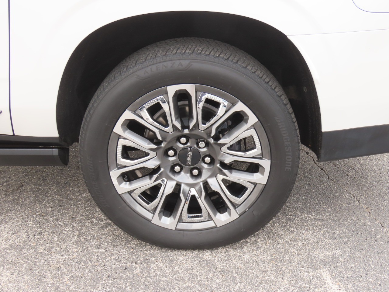 used 2023 GMC Yukon XL car, priced at $68,999