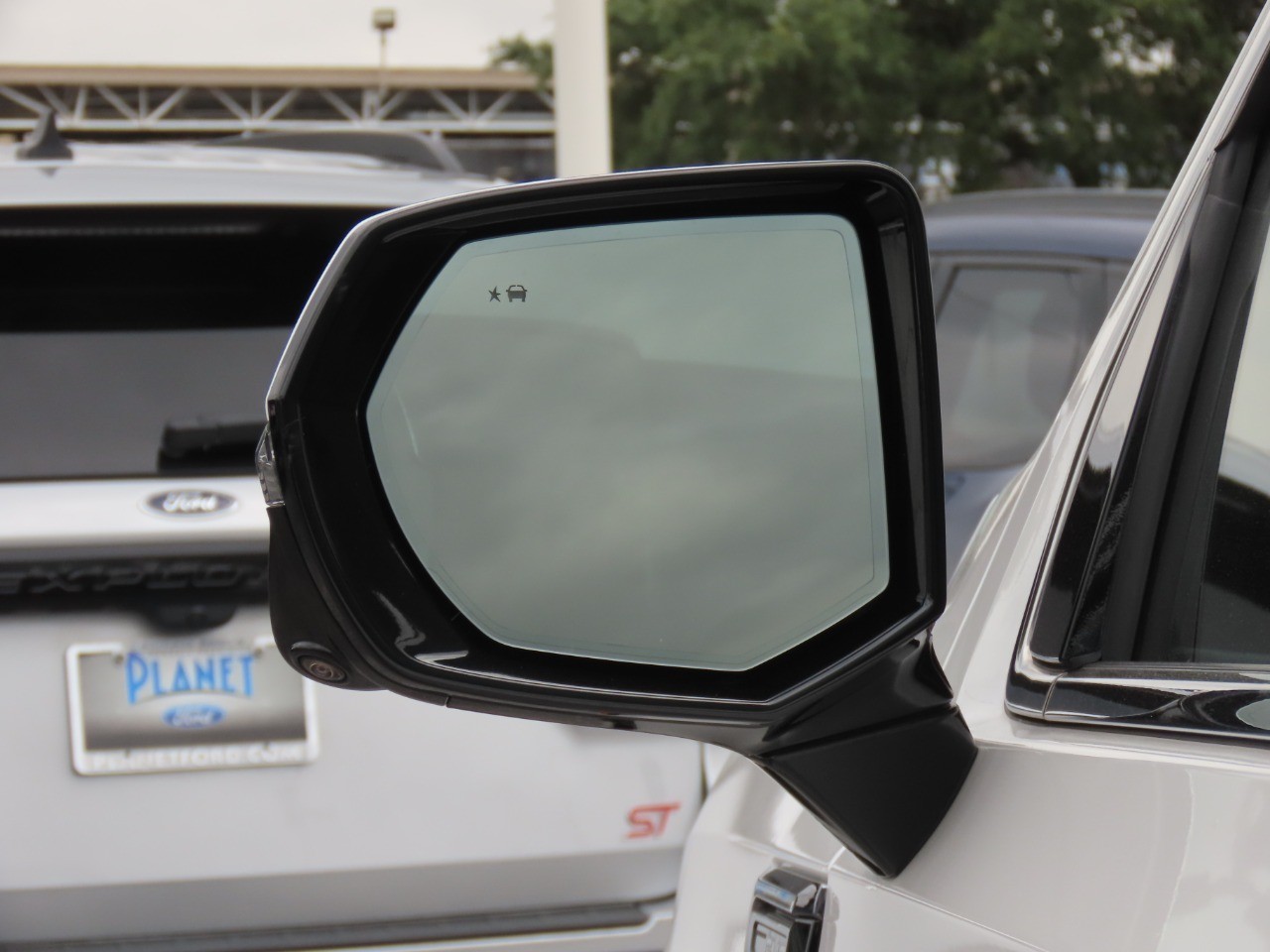 used 2023 GMC Yukon XL car, priced at $68,999