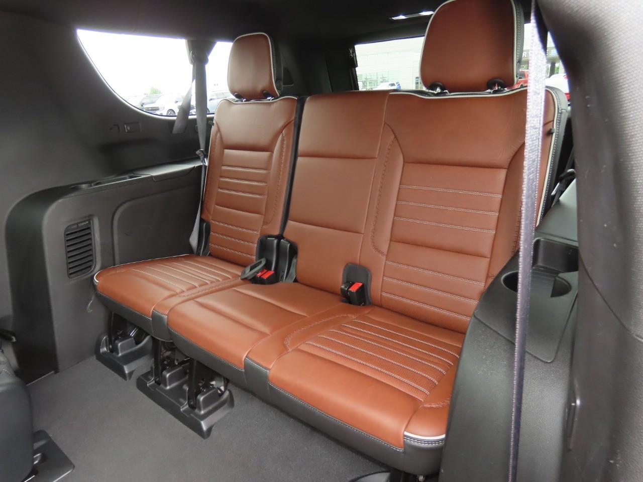 used 2023 GMC Yukon XL car, priced at $68,999