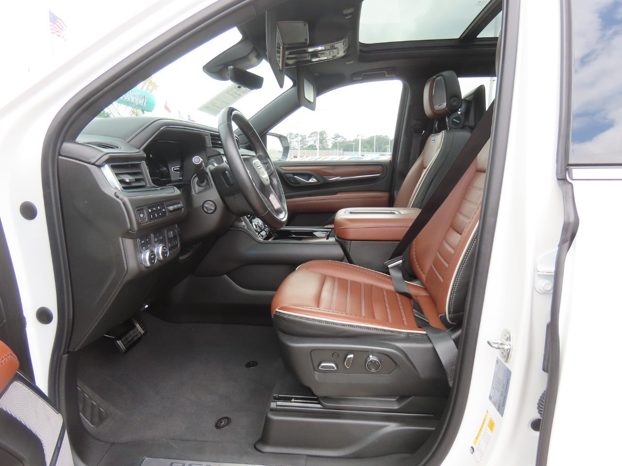 used 2023 GMC Yukon XL car, priced at $68,999