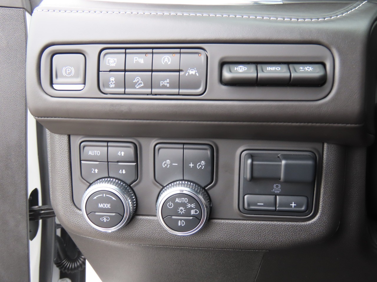 used 2023 GMC Yukon XL car, priced at $68,999