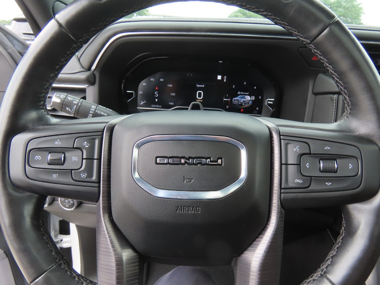 used 2023 GMC Yukon XL car, priced at $68,999