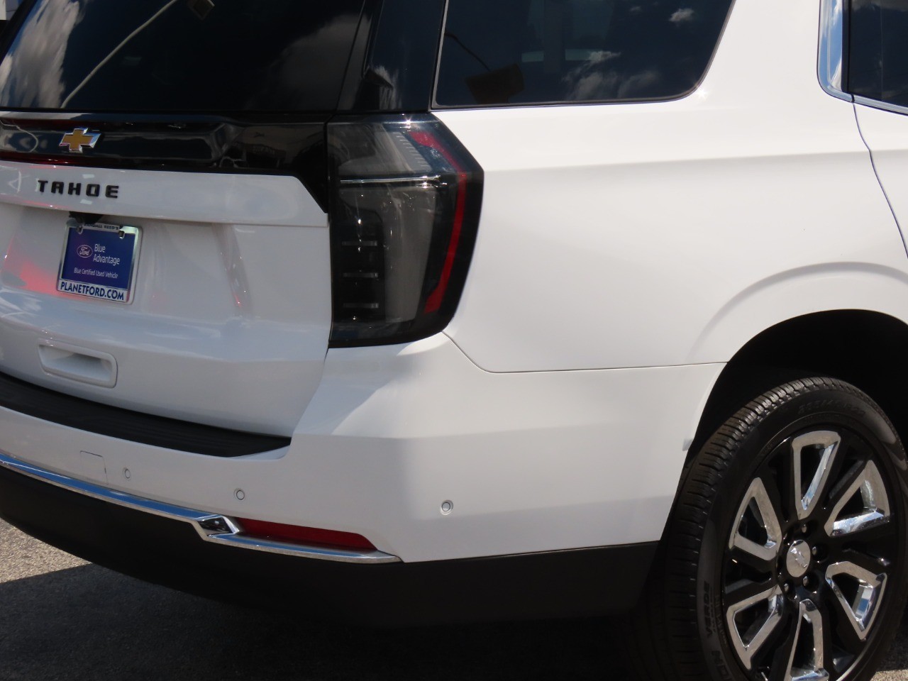 2026 Chevrolet Tahoe LT - 9