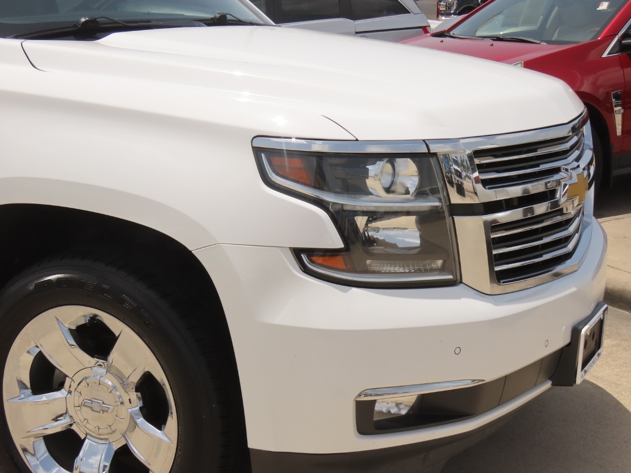 2016 Chevrolet Tahoe LT - 5