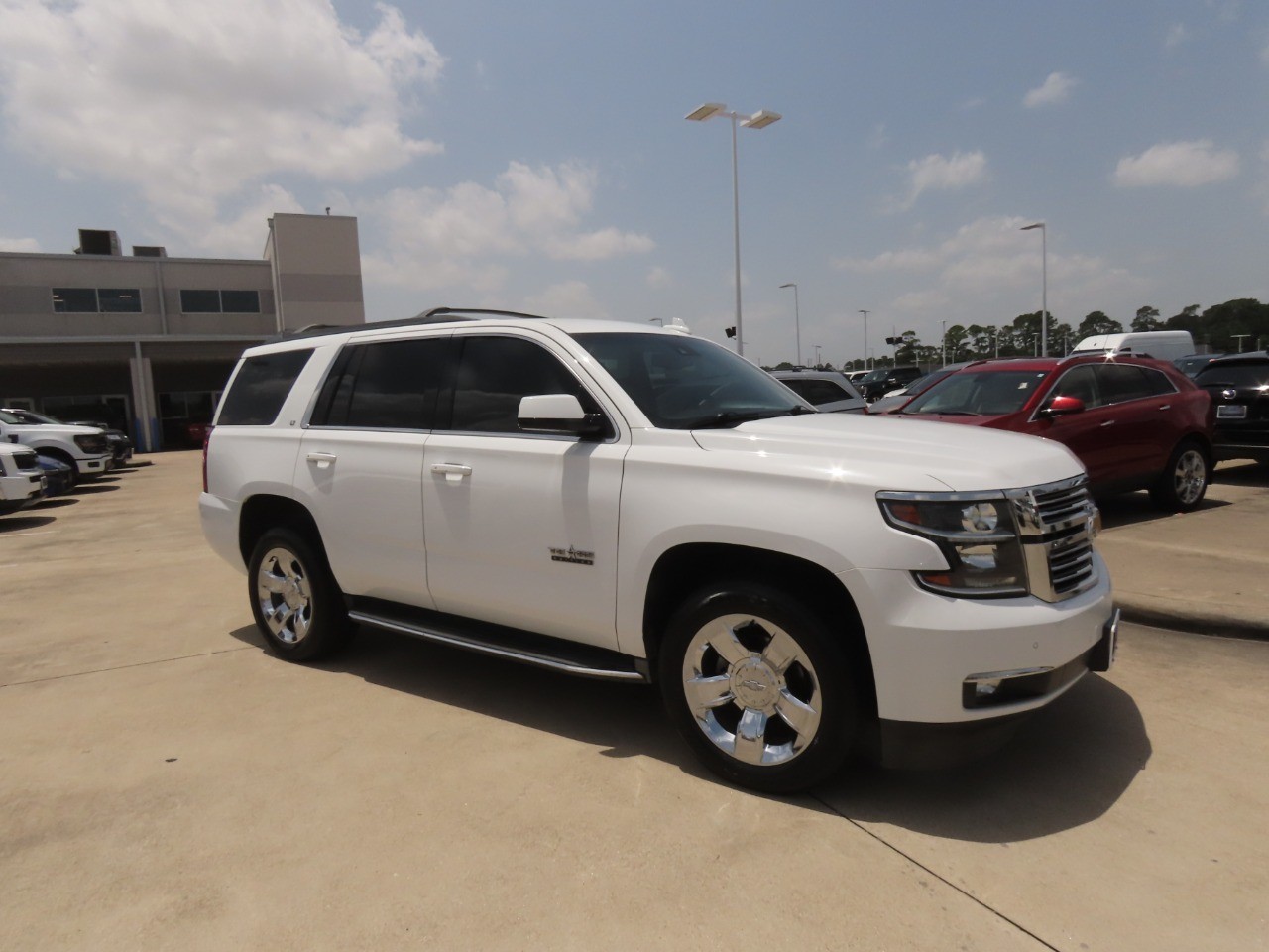 2016 Chevrolet Tahoe LT - 6