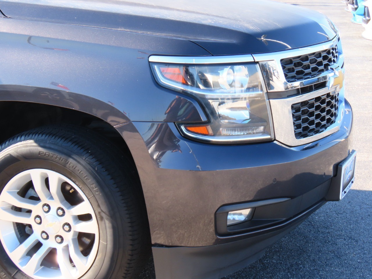 2017 Chevrolet Tahoe LT - 5