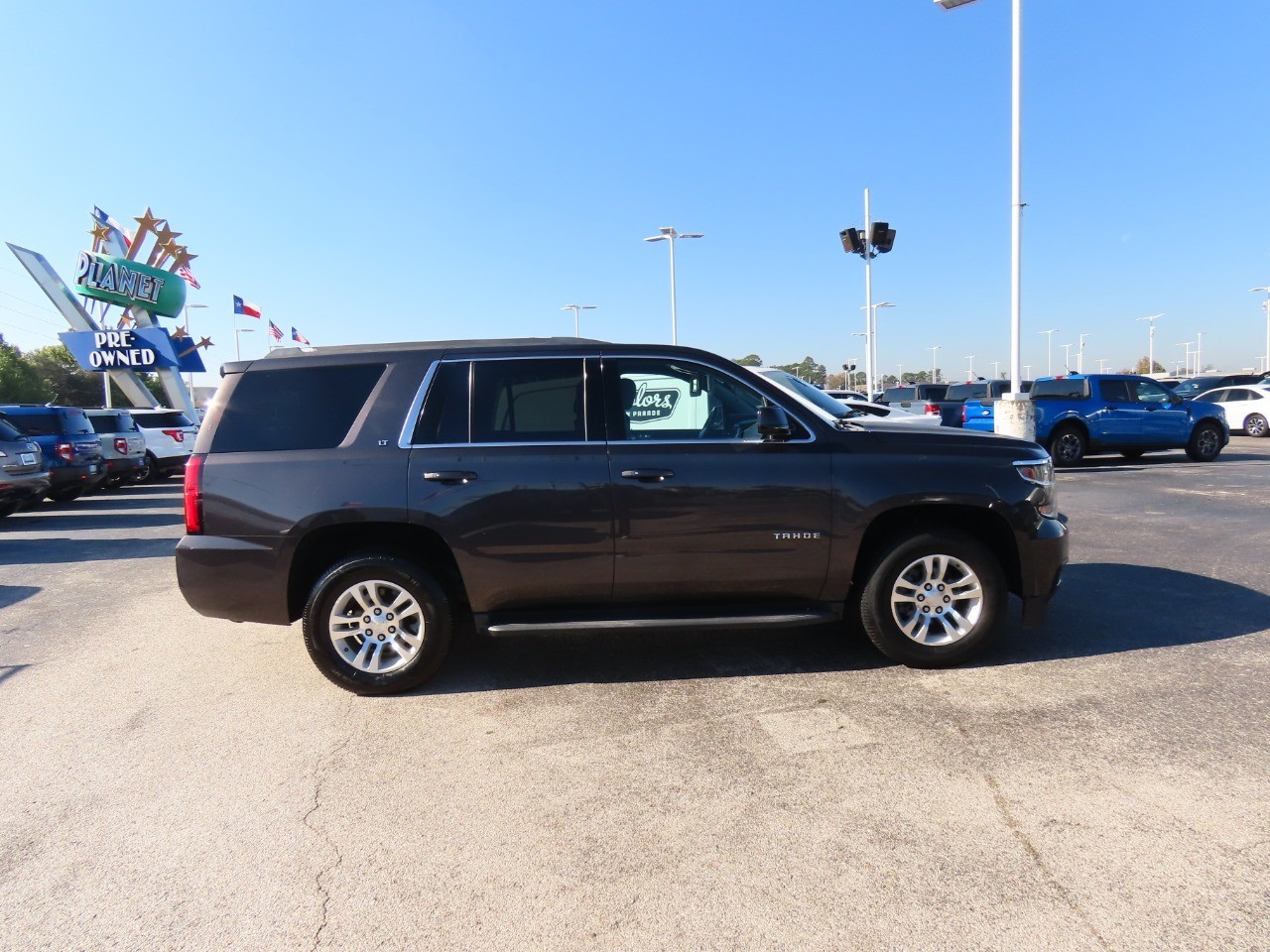 2017 Chevrolet Tahoe LT - 9