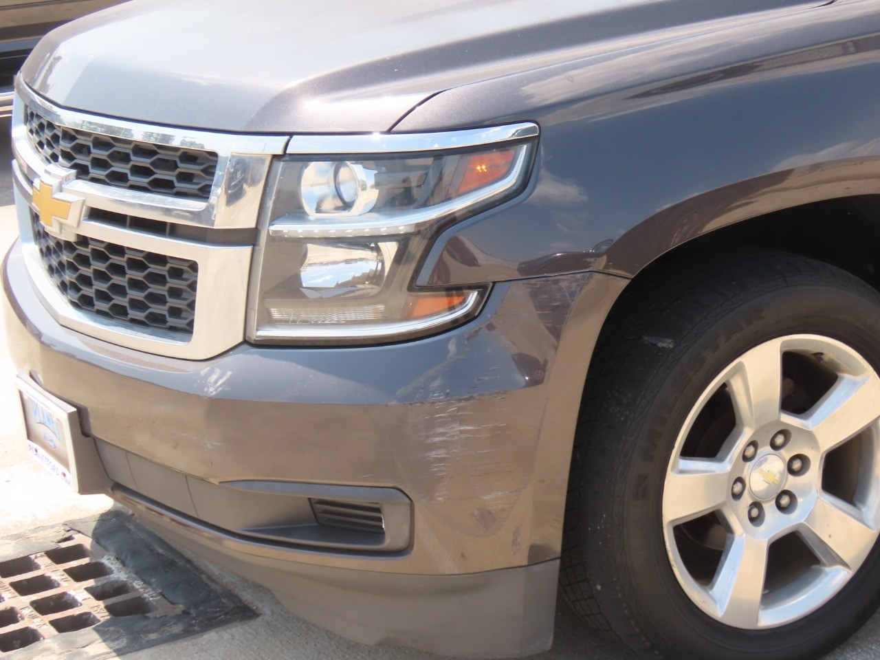 2015 Chevrolet Tahoe LT - 2