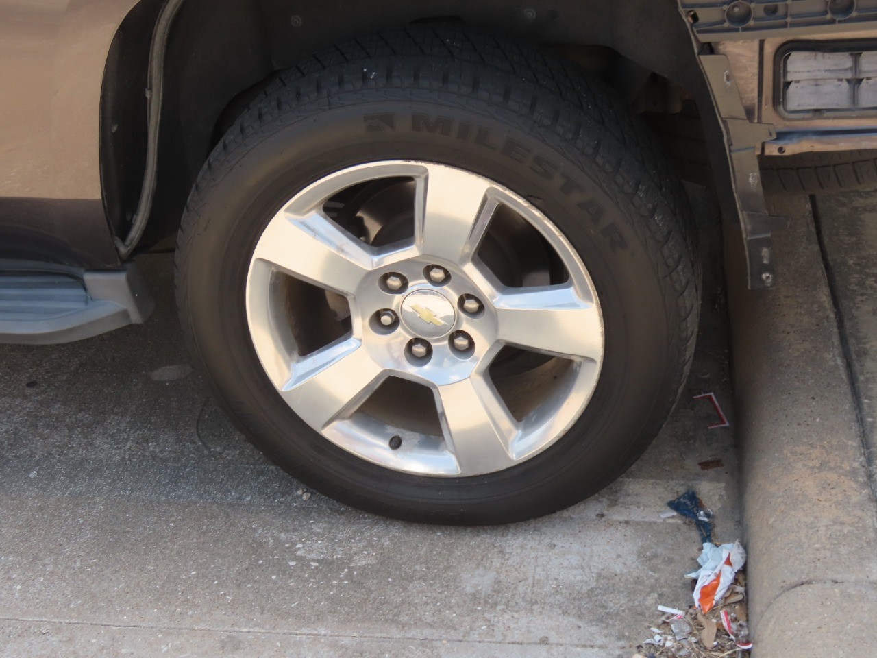 2015 Chevrolet Tahoe LT - 11