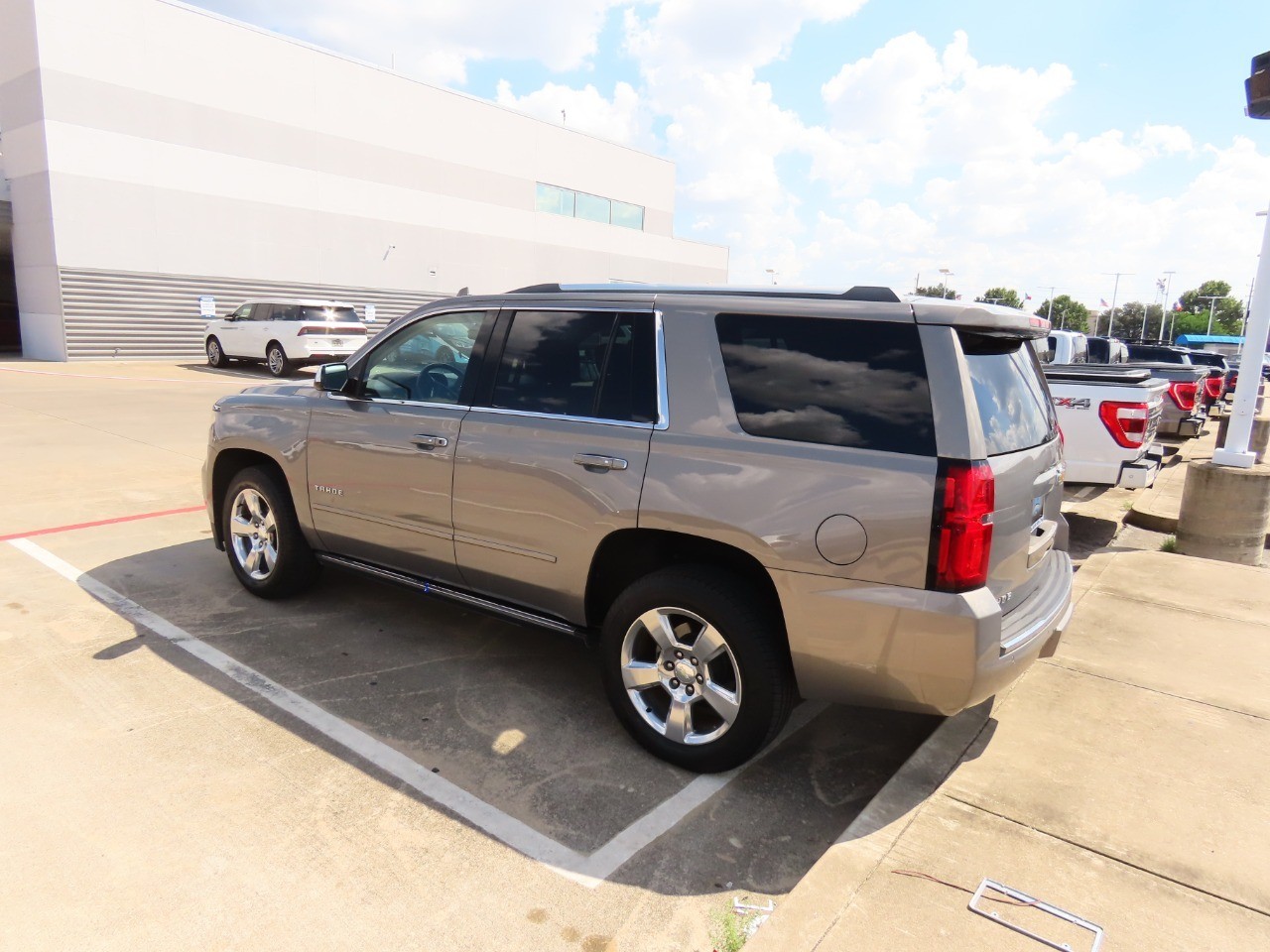 2017 Chevrolet Tahoe Premier - 8