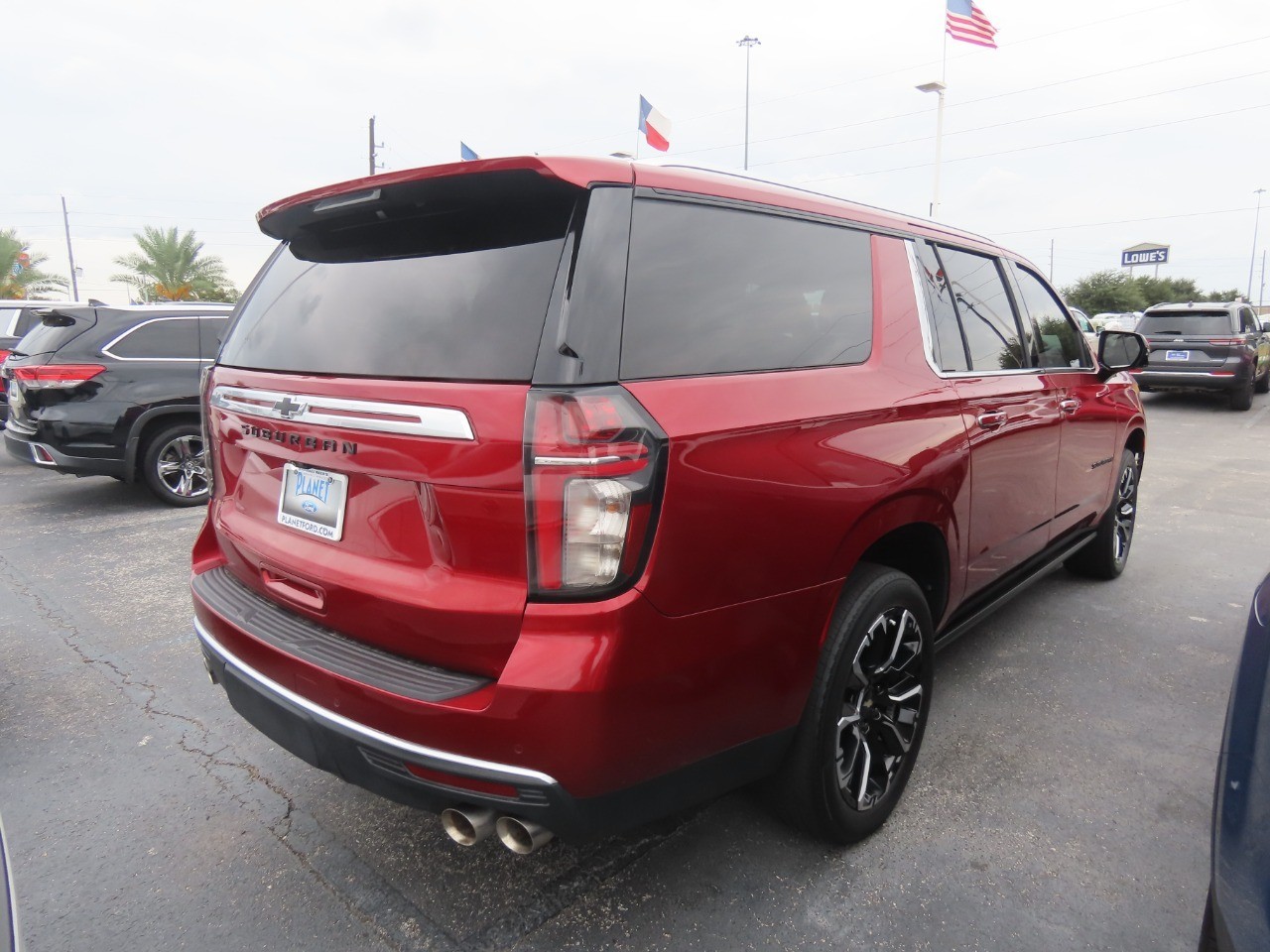 2022 Chevrolet Suburban photo 10 of 29