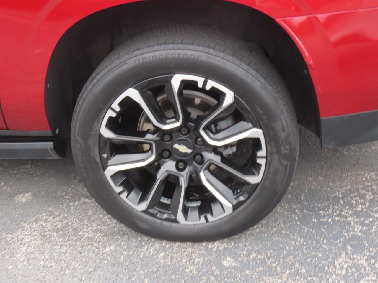 2022 Chevrolet Suburban photo 15 of 29