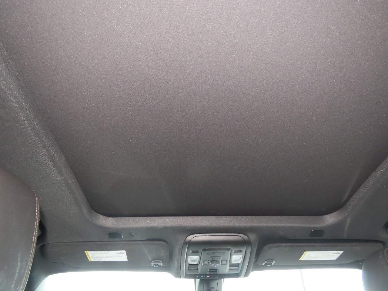2022 Chevrolet Suburban photo 21 of 29