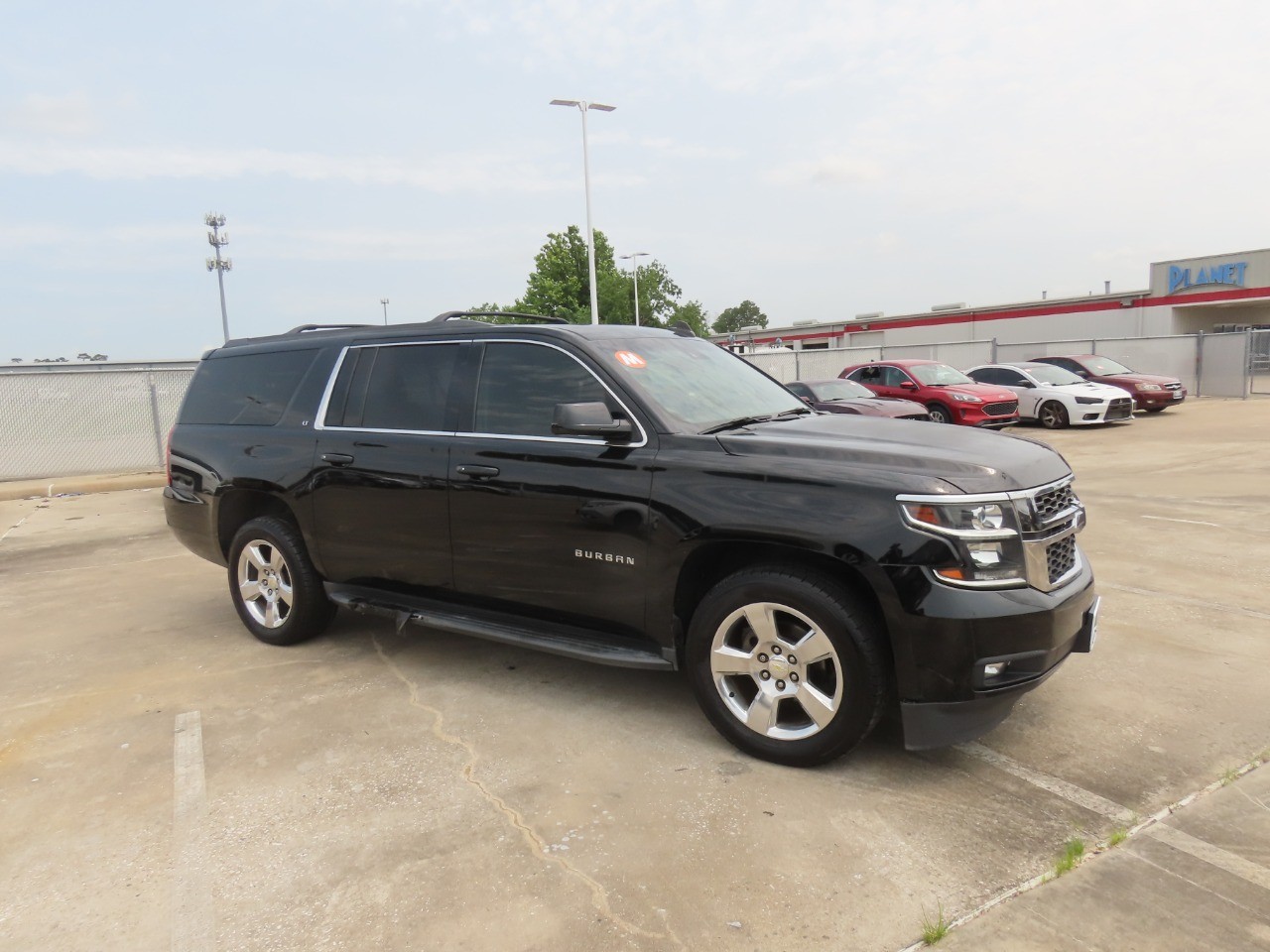 2016 Chevrolet Suburban LT - 6