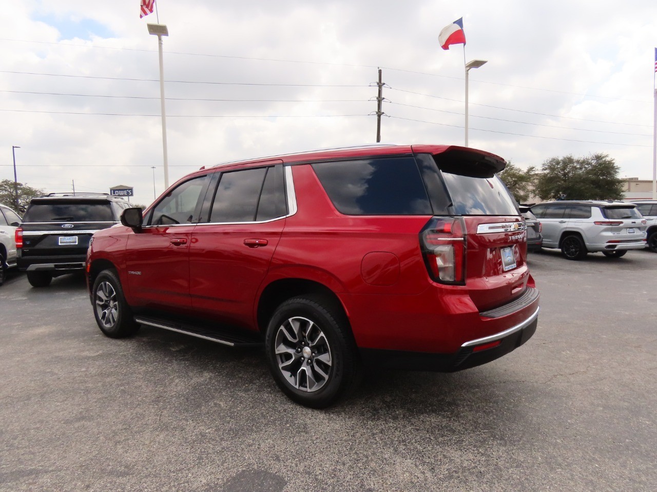 used 2024 Chevrolet Tahoe car, priced at $49,999