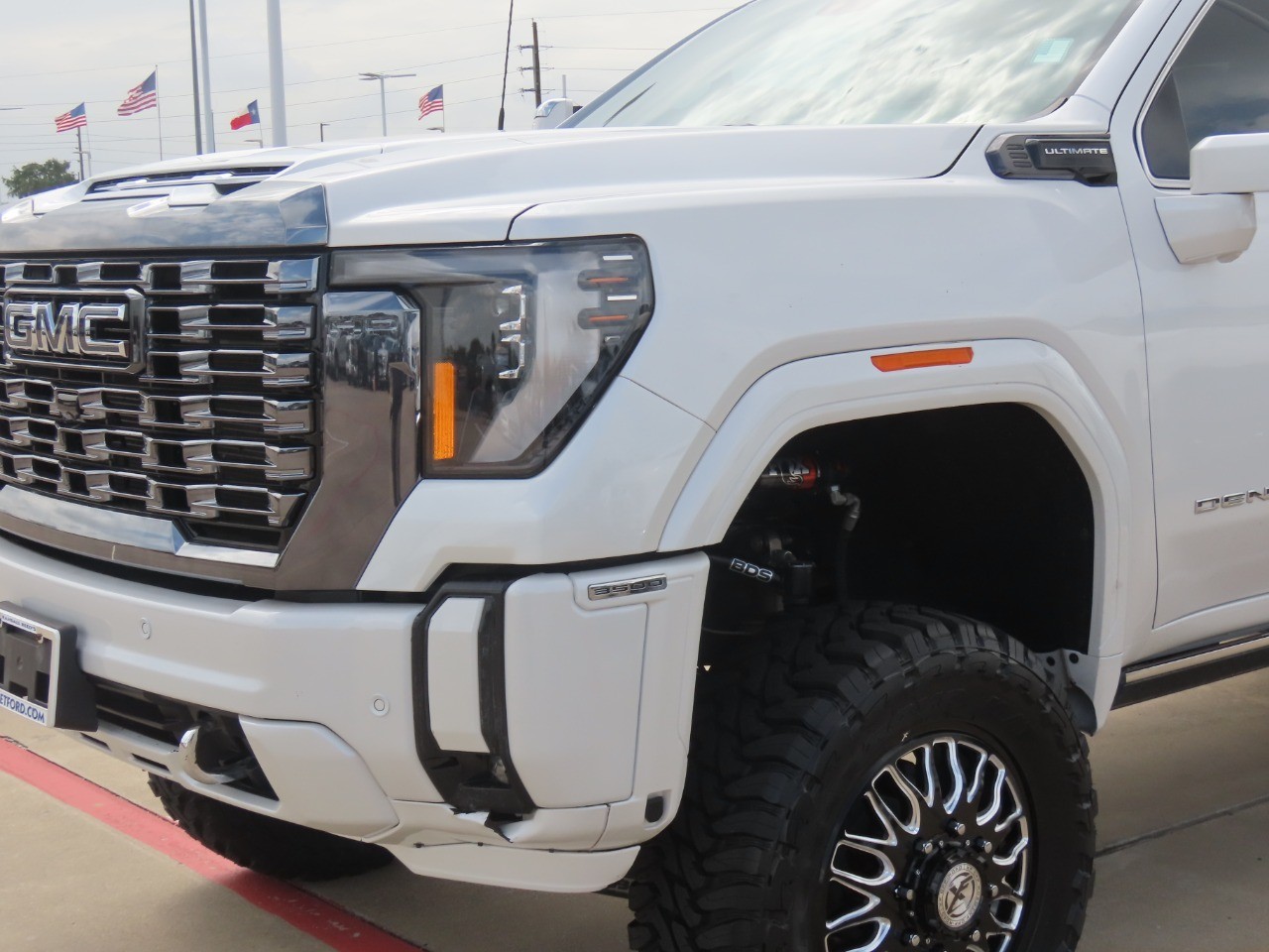 2024 GMC Sierra 3500HD Denali Ultimate - 2