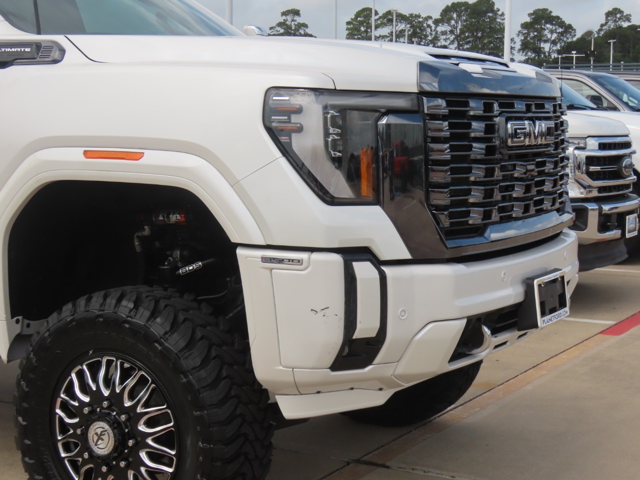 2024 GMC Sierra 3500HD Denali Ultimate - 5