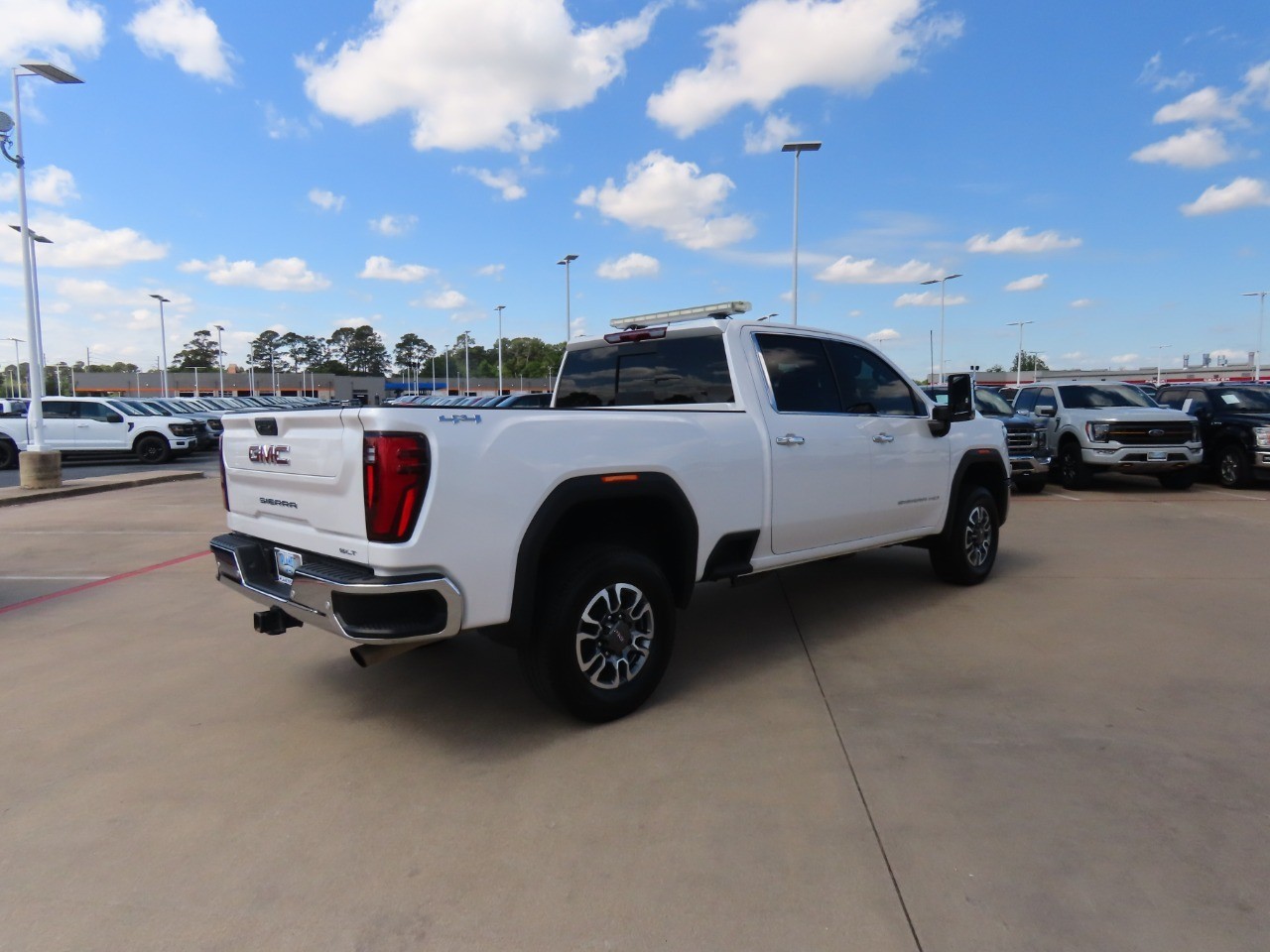 2025 GMC Sierra 2500HD SLT - 10