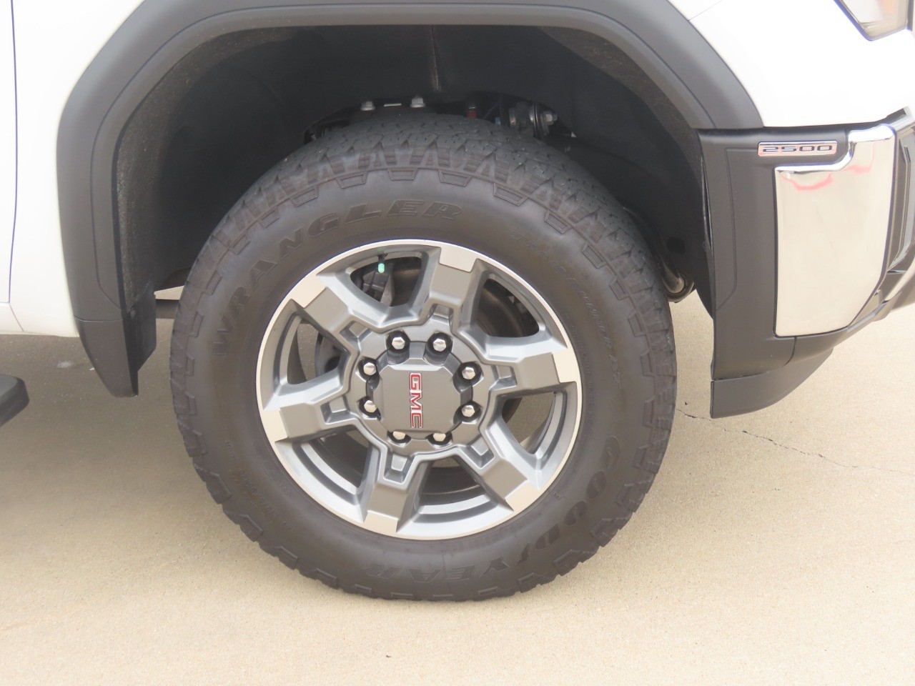 2025 GMC Sierra 2500HD SLT - 8