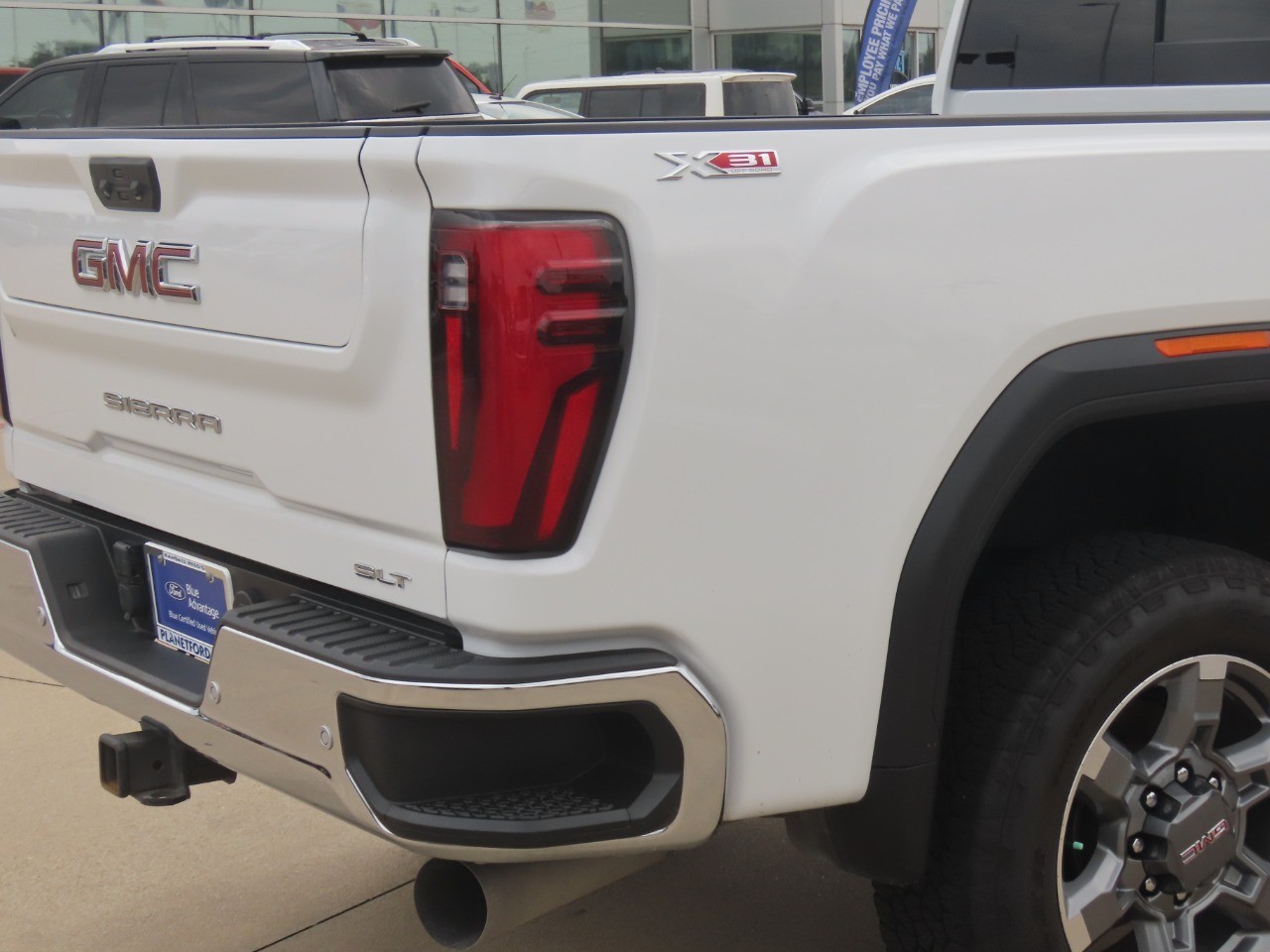 2025 GMC Sierra 2500HD SLT - 11