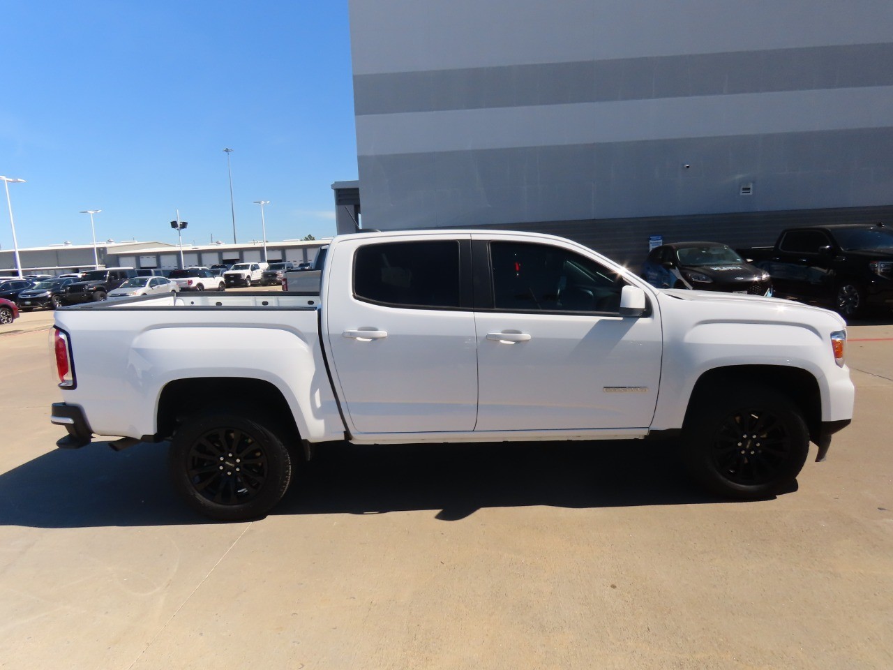 used 2022 GMC Canyon car, priced at $25,999