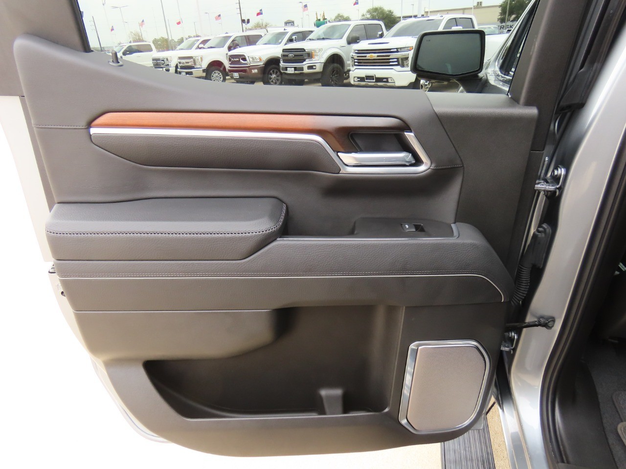 used 2025 GMC Sierra 1500 car, priced at $53,999