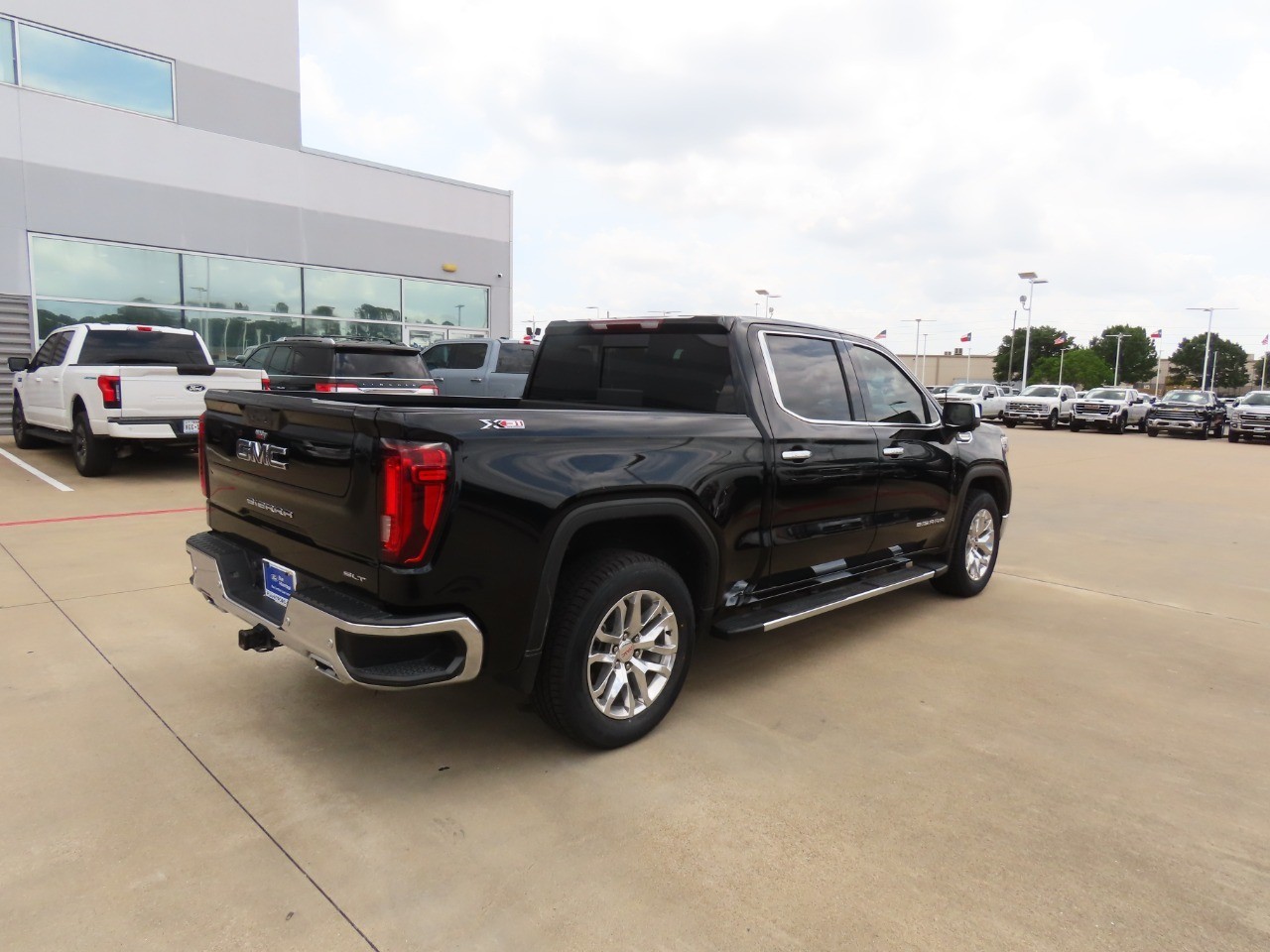 used 2021 GMC Sierra 1500 car, priced at $41,999